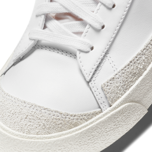 
                  
                    Load image into Gallery viewer, Nike Blazer Mid &amp;#39;77 Vintage &amp;#39;White/Black&amp;#39;
                  
                
