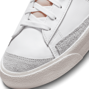 
                  
                    Load image into Gallery viewer, Nike Blazer Mid &amp;#39;77 Vintage &amp;#39;White/Red/Blue&amp;#39;
                  
                