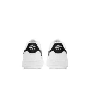 
                  
                    Load image into Gallery viewer, Youth Nike Air Force 1 &amp;#39;White/ Black&amp;#39;
                  
                
