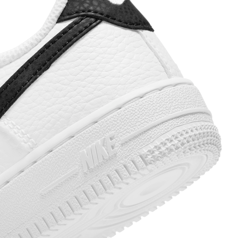 
                  
                    Load image into Gallery viewer, Youth Nike Air Force 1 &amp;#39;White/ Black&amp;#39;
                  
                