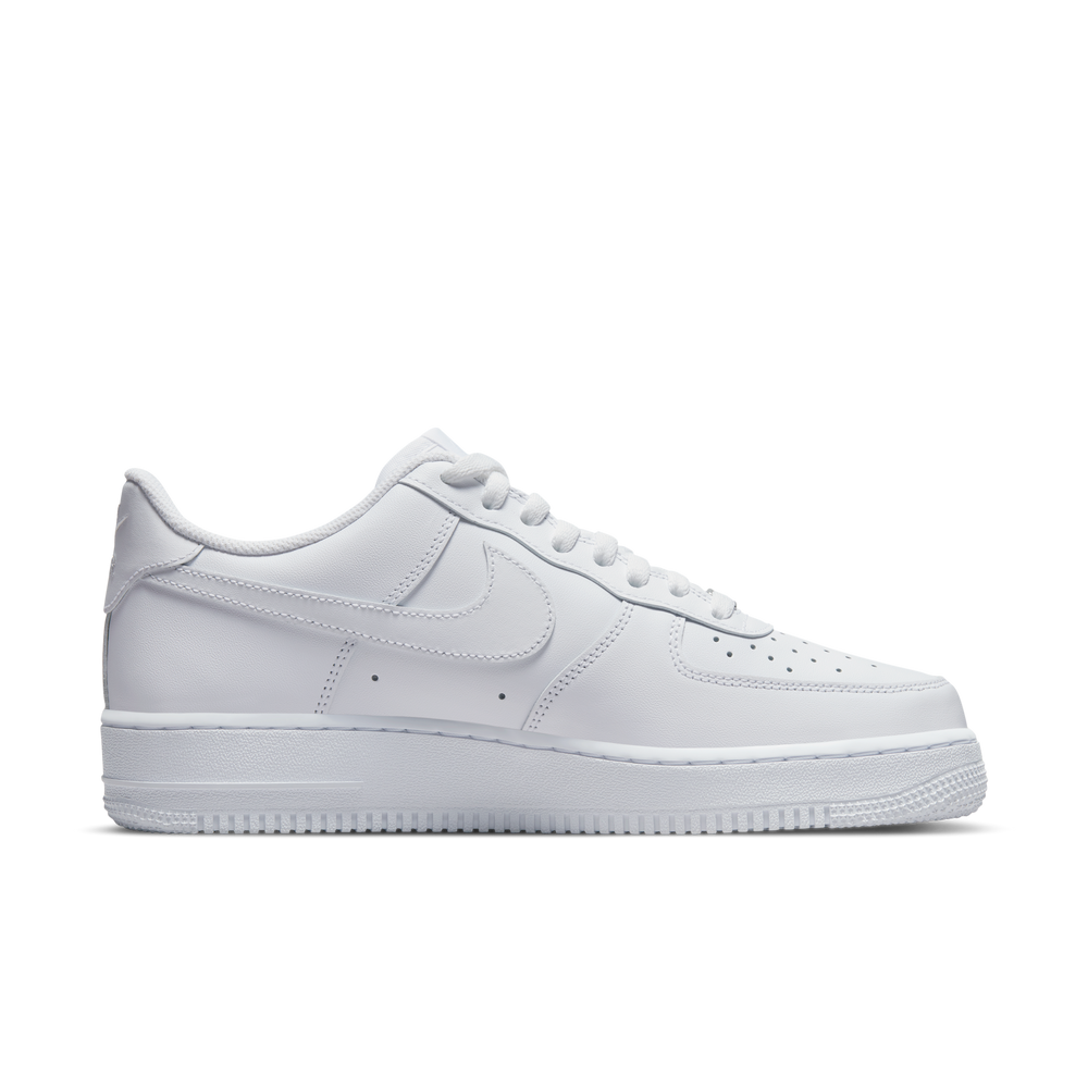 
                  
                    Load image into Gallery viewer, Nike Air Force 1 &amp;#39;07 &amp;#39;White&amp;#39; (2022)
                  
                