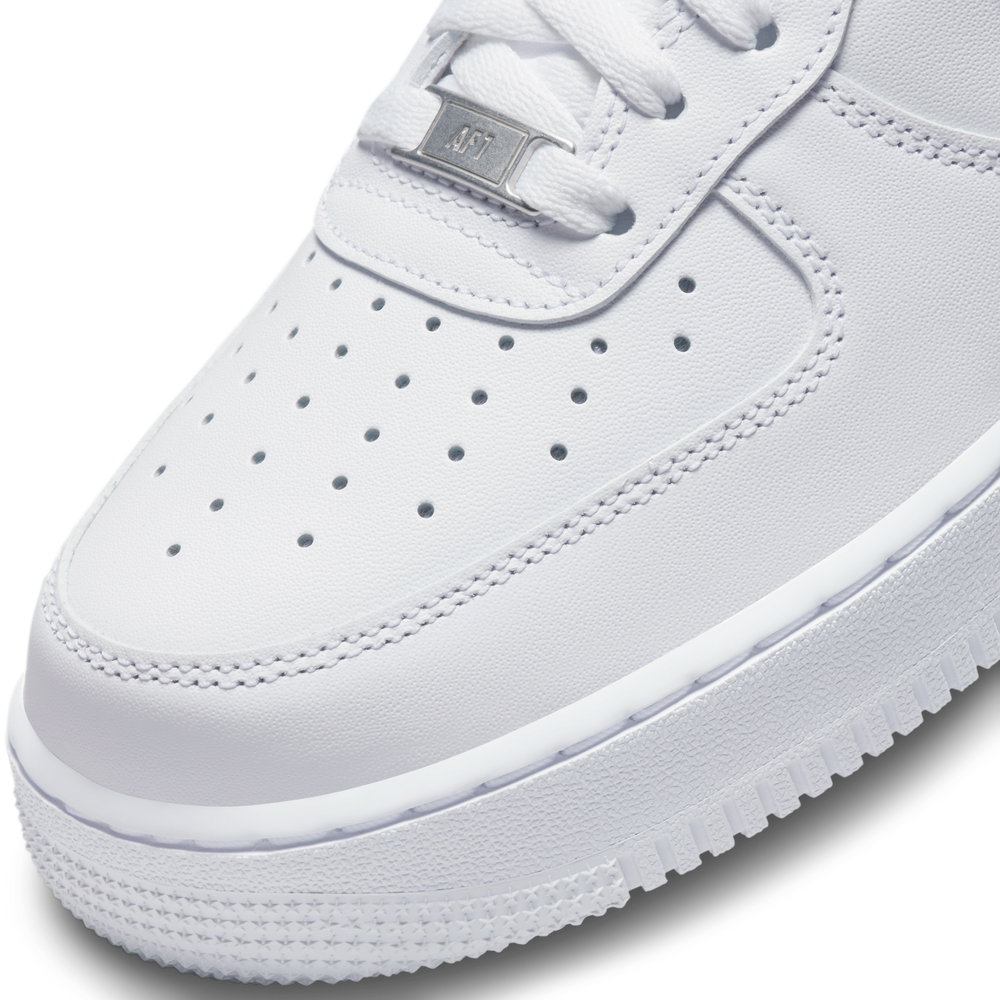
                  
                    Load image into Gallery viewer, Nike Air Force 1 &amp;#39;07 &amp;#39;White&amp;#39; (2022)
                  
                