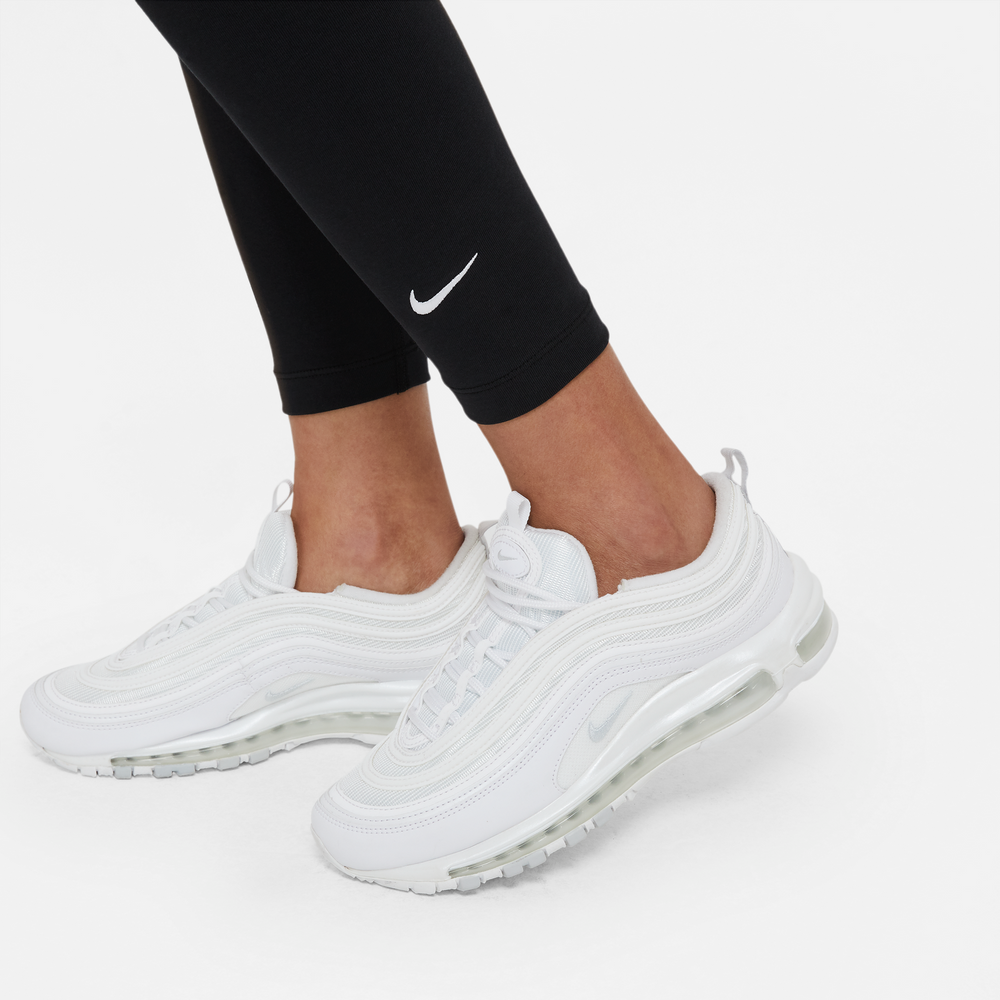 
                  
                    Load image into Gallery viewer, Womens Nike Sportswear Essential Leggings &amp;#39;Black&amp;#39;
                  
                