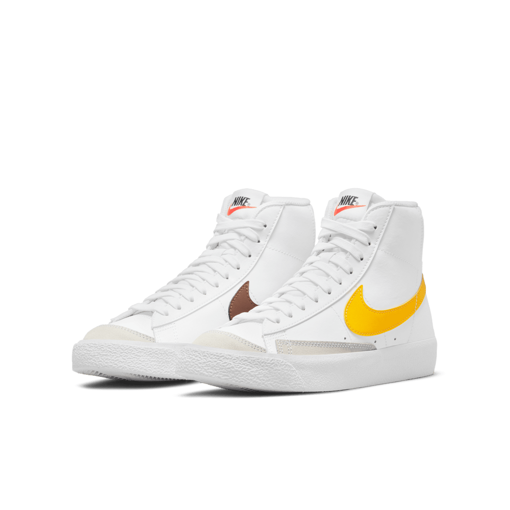 
                  
                    Load image into Gallery viewer, Youth Nike Blazer Mid &amp;#39;77 GS &amp;#39;Vivid Sulfur&amp;#39;
                  
                