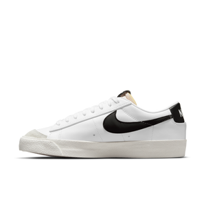 
                  
                    Load image into Gallery viewer, Womens Nike Blazer Low &amp;#39;77 &amp;#39;White/ Black Heel&amp;#39;
                  
                