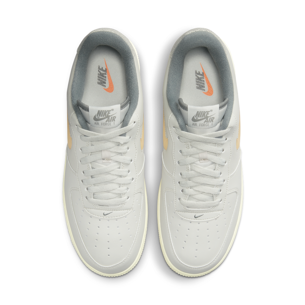 
                  
                    Load image into Gallery viewer, Nike Air Force 1 07 LX &amp;#39;Light Bone&amp;#39;
                  
                