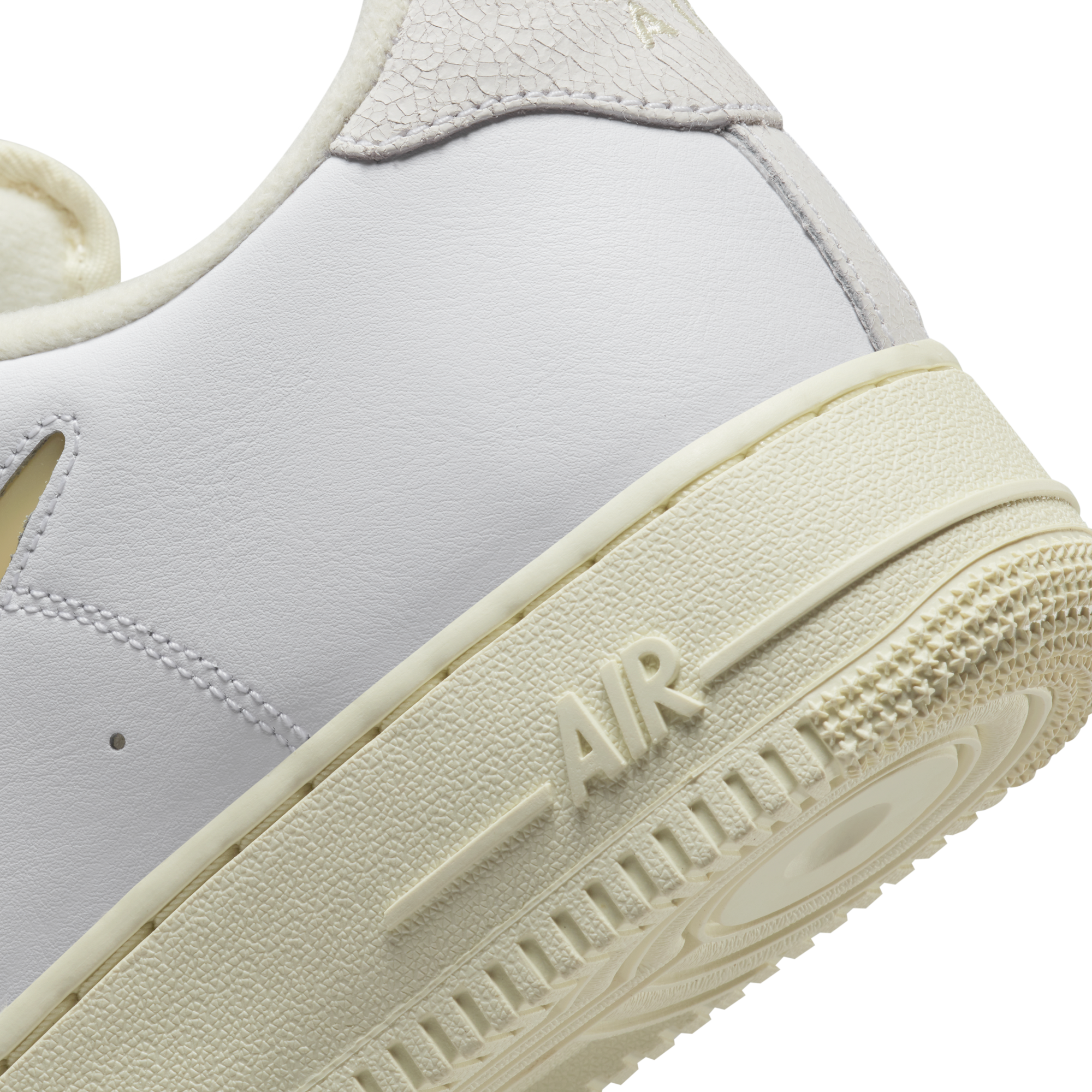 Nike Air Force 1 07 LX 'White'