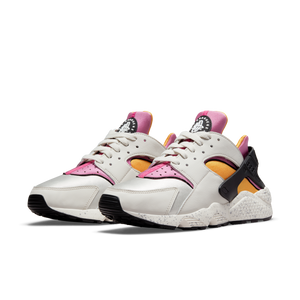 
                  
                    Load image into Gallery viewer, Nike Air Huarache &amp;#39;Lethal Pink&amp;#39;
                  
                