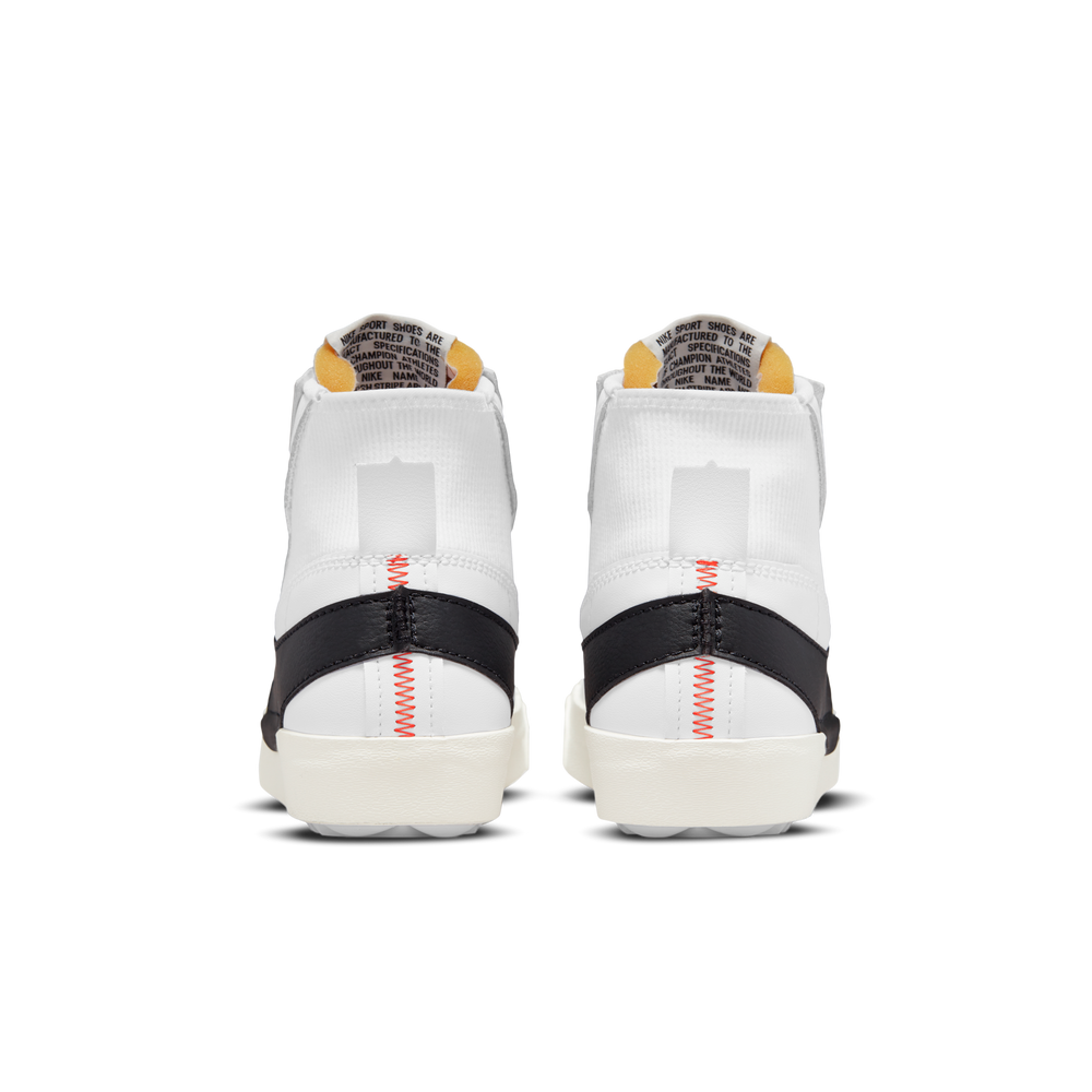 
                  
                    Load image into Gallery viewer, Nike Blazer Mid &amp;#39;77 Jumbo &amp;#39;White/ Black&amp;#39;
                  
                