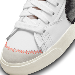 
                  
                    Load image into Gallery viewer, Nike Blazer Mid &amp;#39;77 Jumbo &amp;#39;White/ Black&amp;#39;
                  
                
