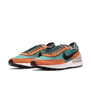 
                  
                    Load image into Gallery viewer, Nike Waffle One SE &amp;#39;Pro Green&amp;#39;
                  
                