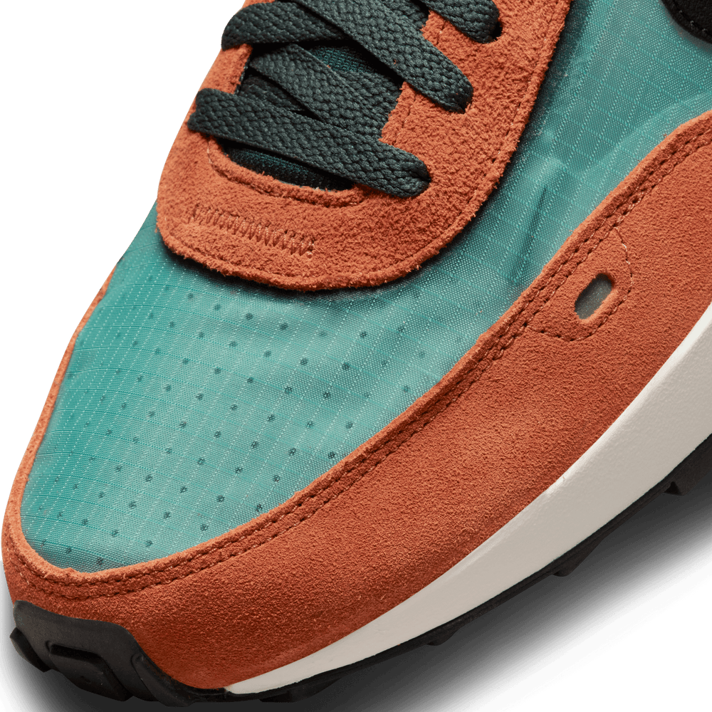 
                  
                    Load image into Gallery viewer, Nike Waffle One SE &amp;#39;Pro Green&amp;#39;
                  
                