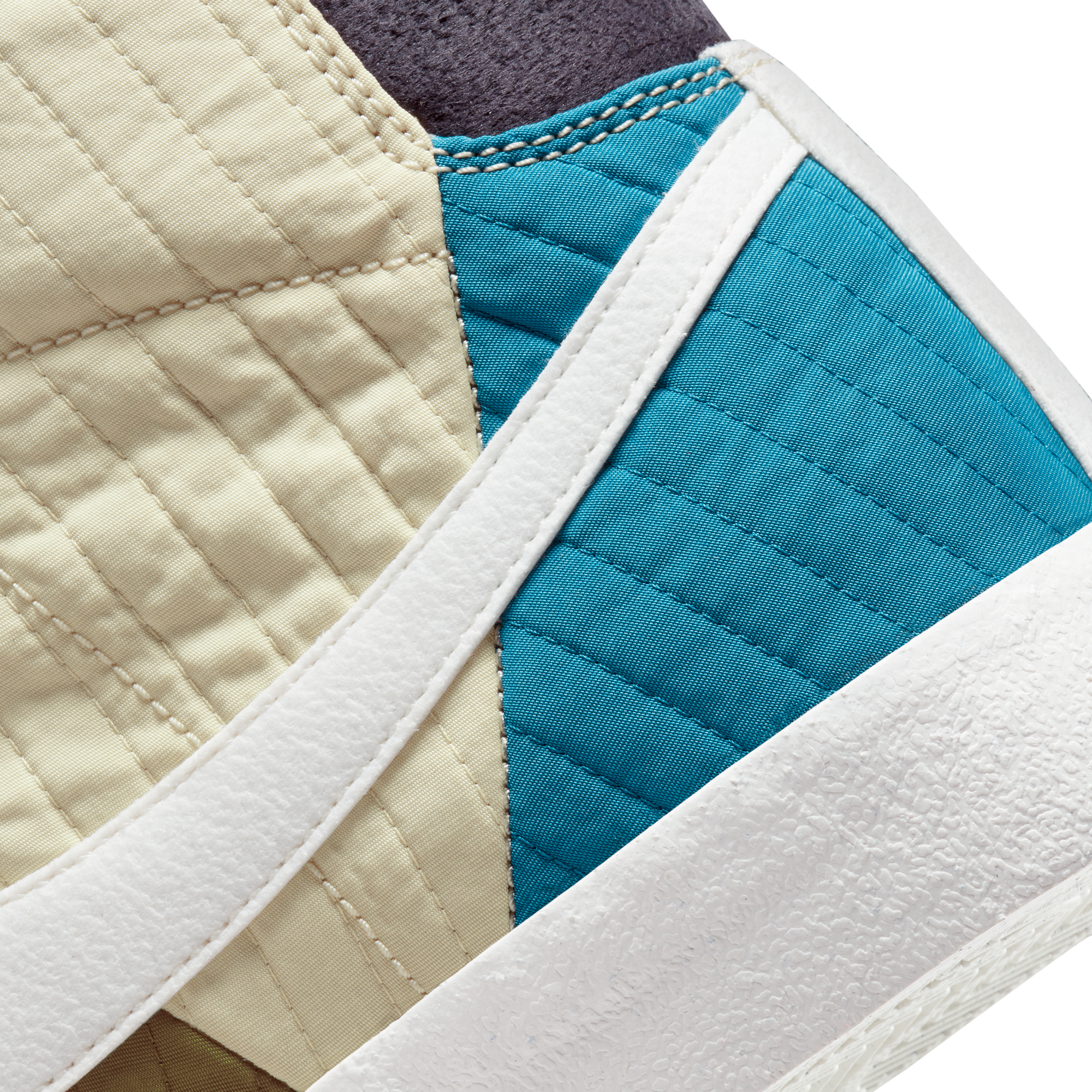 Nike Blazer Mid '77 Premium 'Sail Quilt'