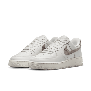 
                  
                    Load image into Gallery viewer, Womens Nike Air Force 1 &amp;#39;07 &amp;#39;Sail Snakeskin&amp;#39;
                  
                