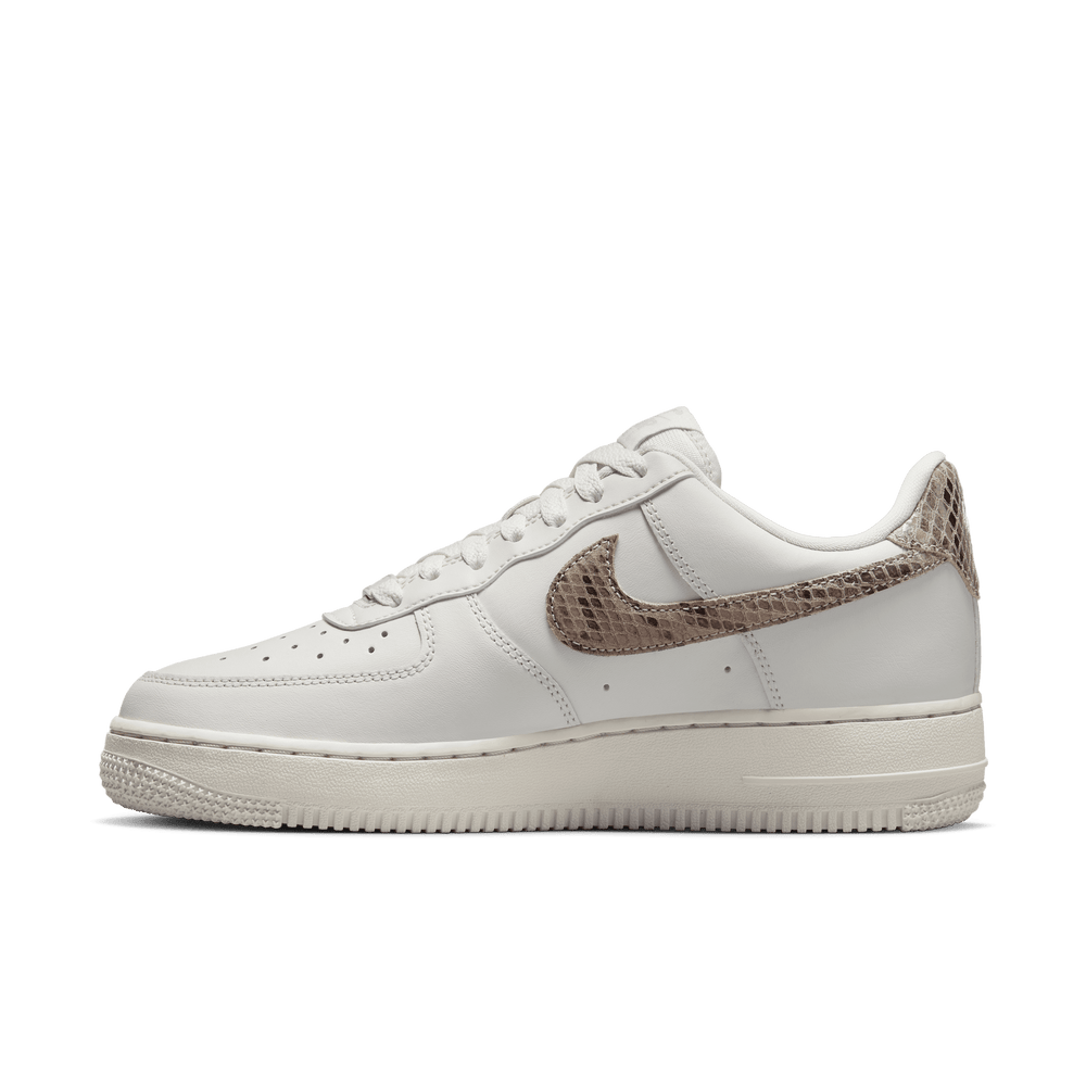 
                  
                    Load image into Gallery viewer, Womens Nike Air Force 1 &amp;#39;07 &amp;#39;Sail Snakeskin&amp;#39;
                  
                