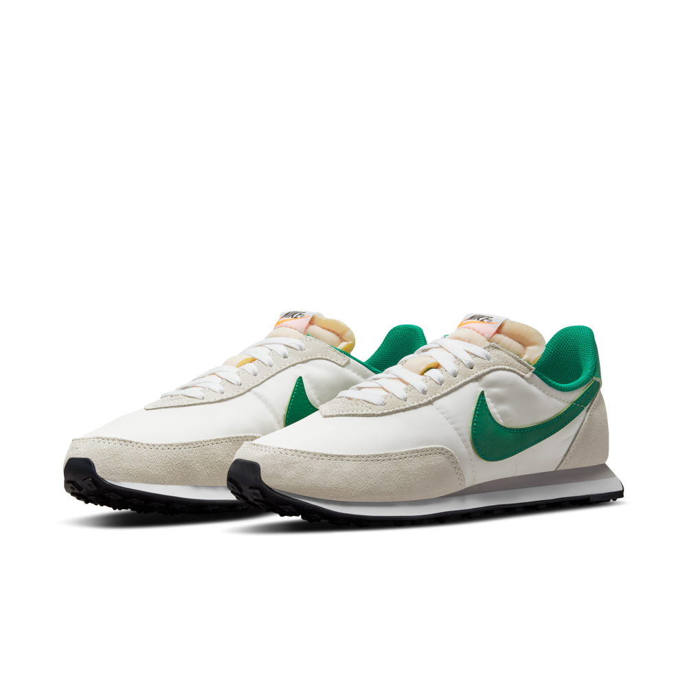 
                  
                    Load image into Gallery viewer, Nike Waffle Trainer 2 &amp;#39;Phantom Malachite&amp;#39;
                  
                