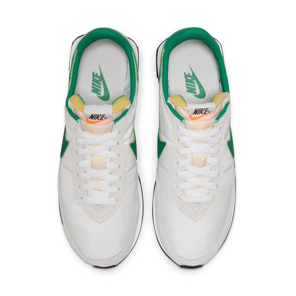 
                  
                    Load image into Gallery viewer, Nike Waffle Trainer 2 &amp;#39;Phantom Malachite&amp;#39;
                  
                