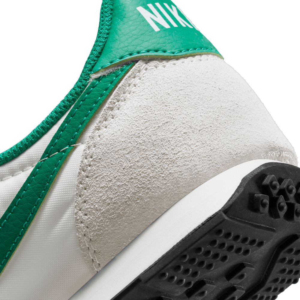 
                  
                    Load image into Gallery viewer, Nike Waffle Trainer 2 &amp;#39;Phantom Malachite&amp;#39;
                  
                