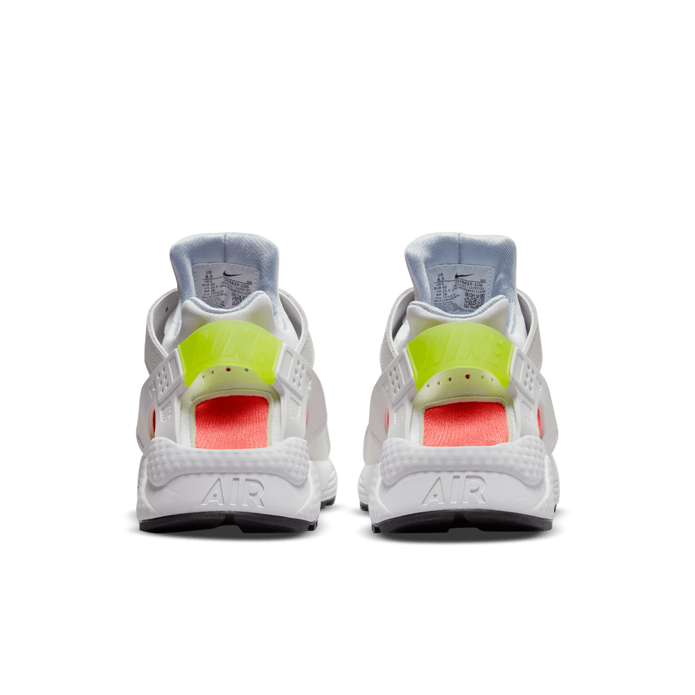 
                  
                    Load image into Gallery viewer, Womens Nike Air Huarache &amp;#39;Bright Crimson&amp;#39;
                  
                