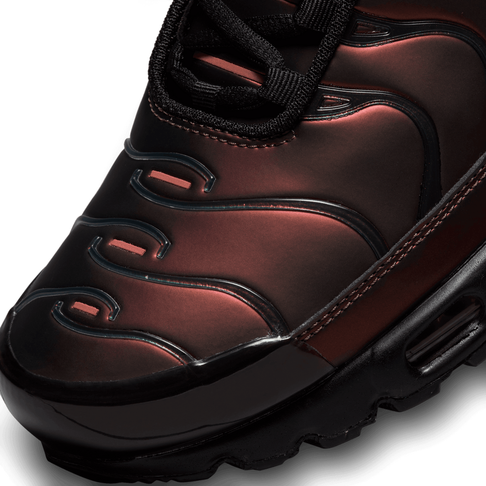 
                  
                    Load image into Gallery viewer, Nike Air Max Plus &amp;#39;Scarab&amp;#39;
                  
                
