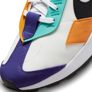 
                  
                    Load image into Gallery viewer, Womens Nike Air Max Pre-Day SE
                  
                
