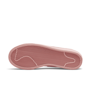 
                  
                    Load image into Gallery viewer, Womens Nike Blazer Low Platform &amp;#39;
                  
                