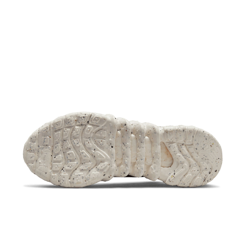 
                  
                    Load image into Gallery viewer, Nike Space Hippie 01 &amp;#39;Redstone&amp;#39;
                  
                