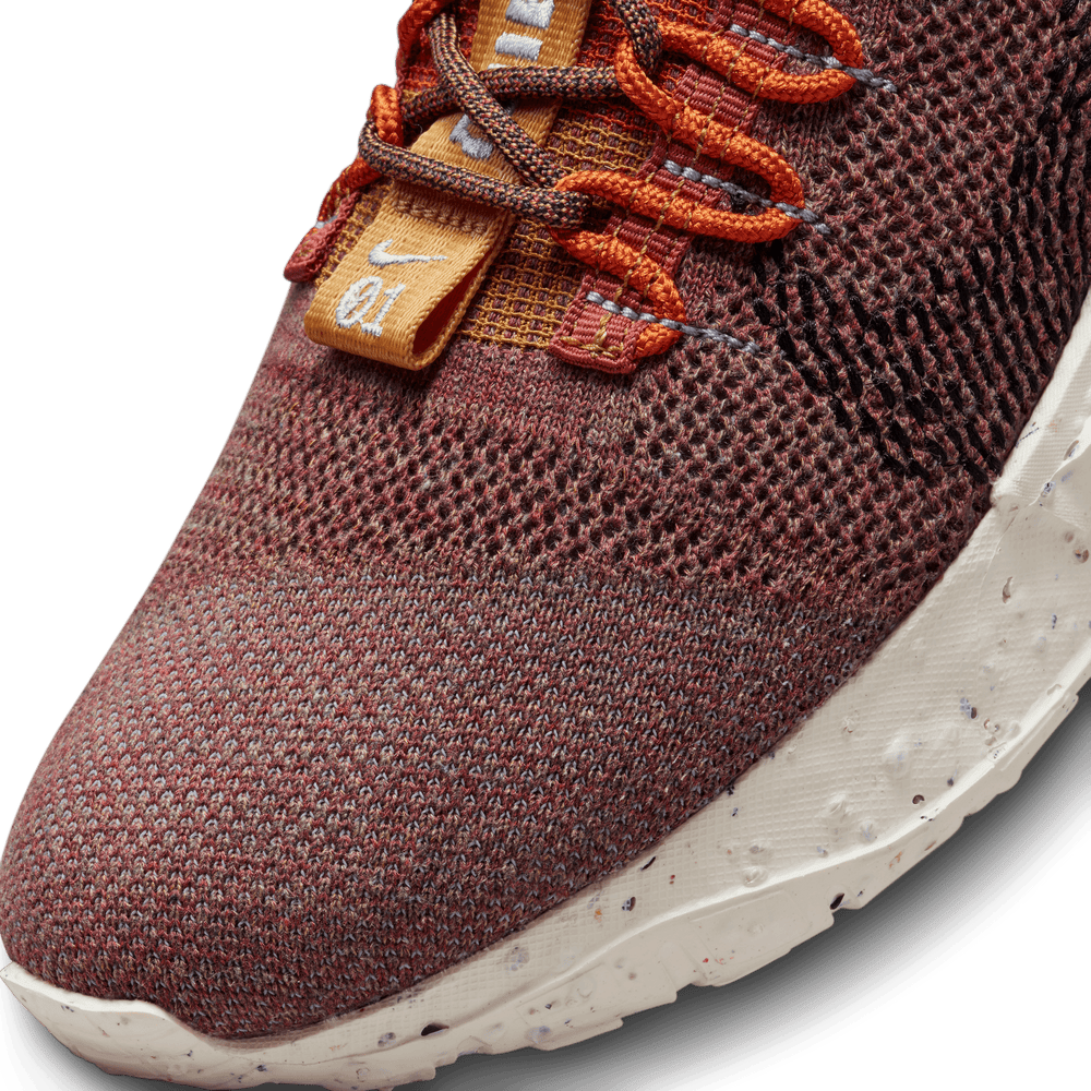 
                  
                    Load image into Gallery viewer, Nike Space Hippie 01 &amp;#39;Redstone&amp;#39;
                  
                