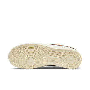 
                  
                    Load image into Gallery viewer, Womens Nike Air Force 1 &amp;#39;07 LX &amp;#39;Coconut&amp;#39;
                  
                