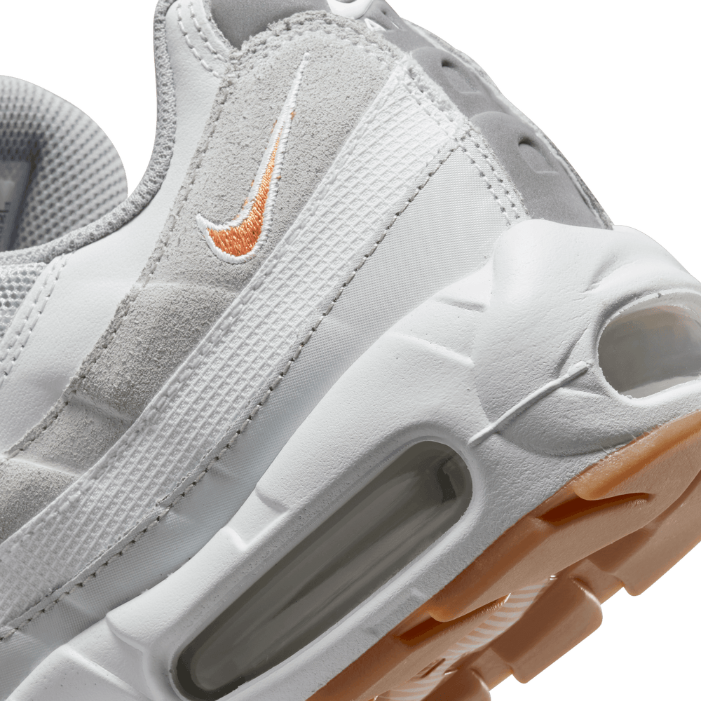 
                  
                    Load image into Gallery viewer, Nike Air Max 95 &amp;#39;Pure Platinum&amp;#39;
                  
                