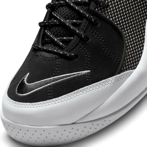 
                  
                    Load image into Gallery viewer, Nike Air Zoom Flight 95 &amp;#39;Black Metallic&amp;#39;
                  
                