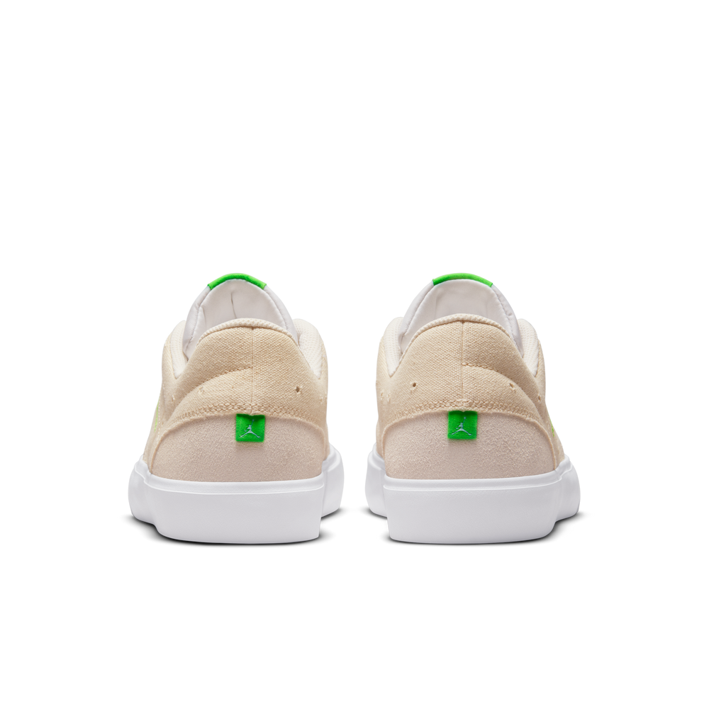 
                  
                    Load image into Gallery viewer, Womens Air Jordan Series .05
                  
                