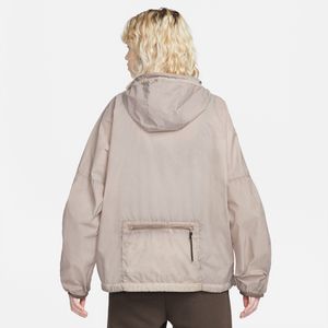 
                  
                    Load image into Gallery viewer, Womens Nike Sportswear Repel Tech Pack &amp;#39;Moon Fossil&amp;#39;
                  
                