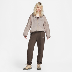 
                  
                    Load image into Gallery viewer, Womens Nike Sportswear Repel Tech Pack &amp;#39;Moon Fossil&amp;#39;
                  
                