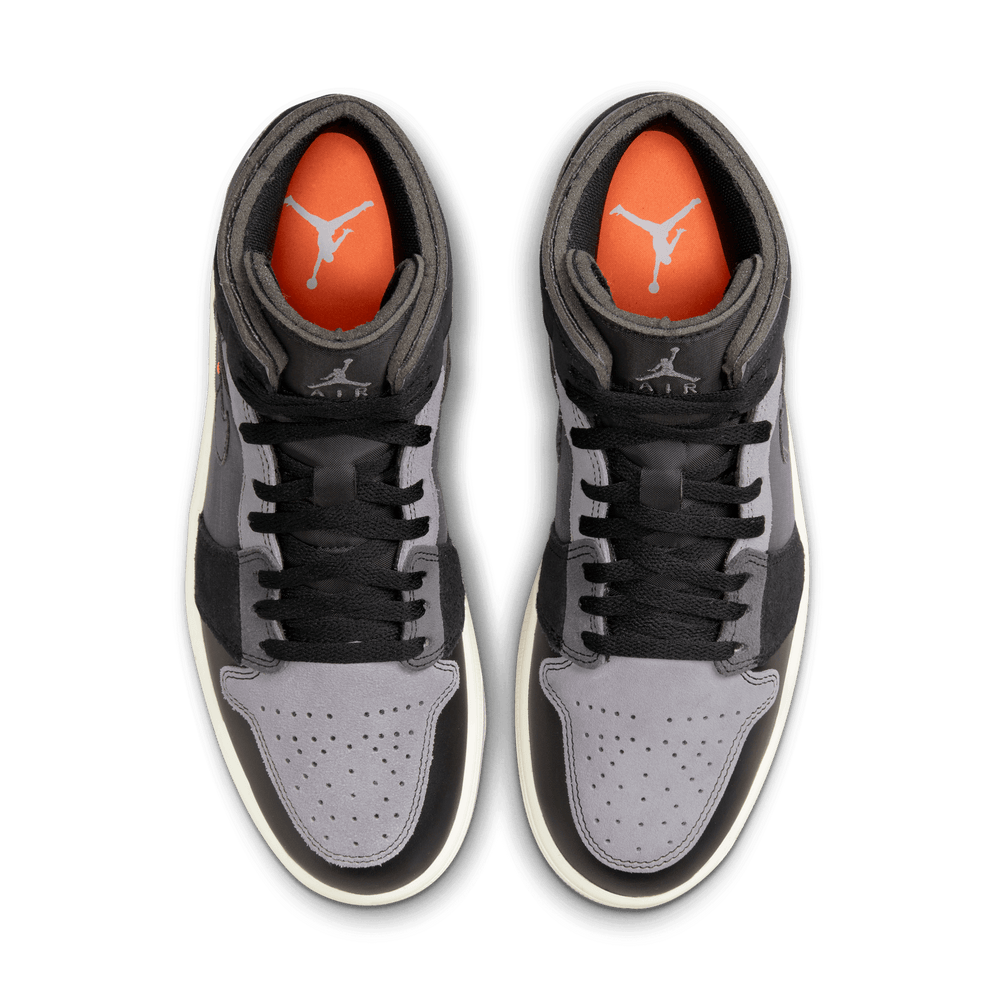 
                  
                    Load image into Gallery viewer, Air Jordan 1 Mid SE Craft &amp;#39;Inside Out Black&amp;#39;
                  
                