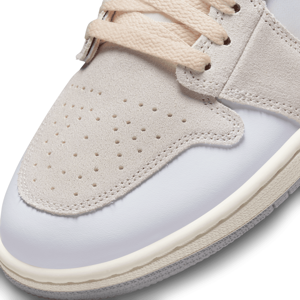 
                  
                    Load image into Gallery viewer, Air Jordan 1 Mid SE Craft &amp;#39;Inside Out&amp;#39;
                  
                