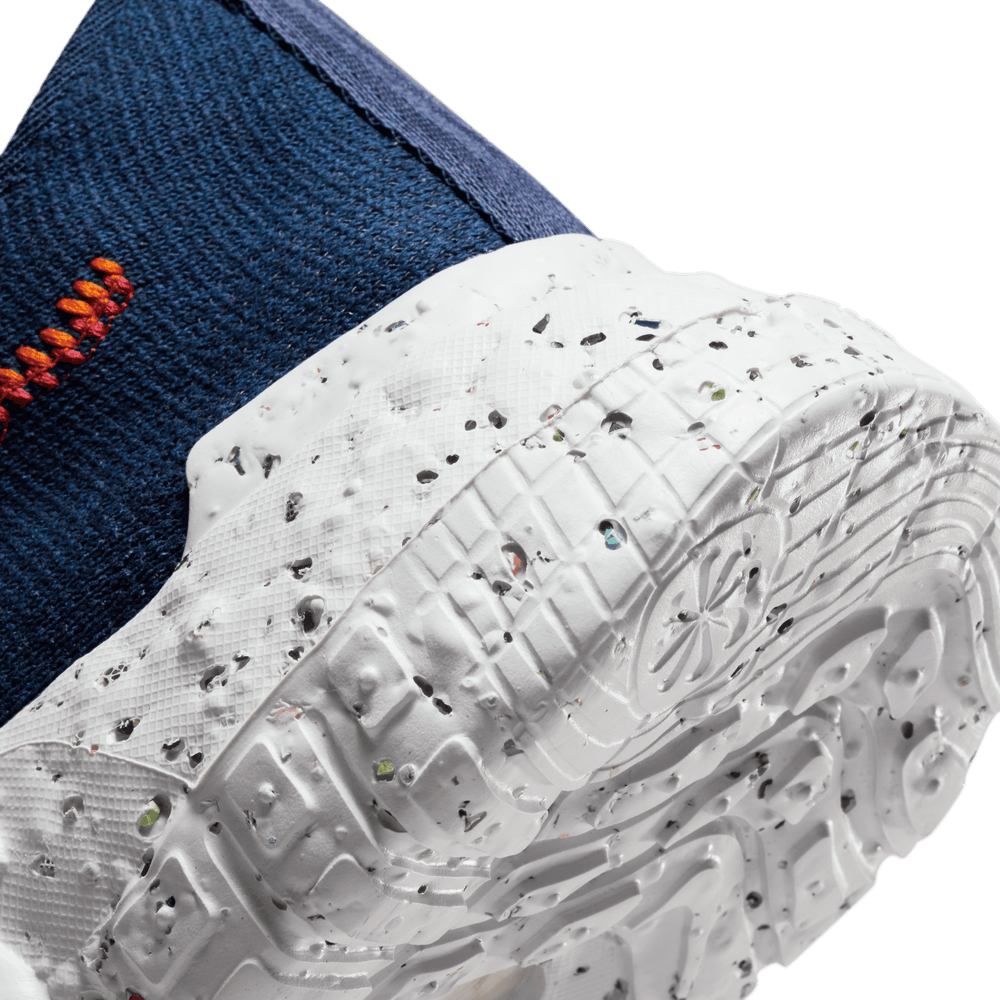 
                  
                    Load image into Gallery viewer, Nike Space Hippie 01 &amp;#39;MAGMA&amp;#39;
                  
                