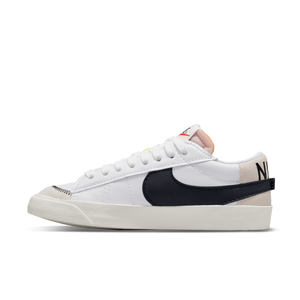 
                  
                    Load image into Gallery viewer, Nike Blazer Low 77&amp;#39; Jumbo &amp;#39;Black&amp;#39;
                  
                