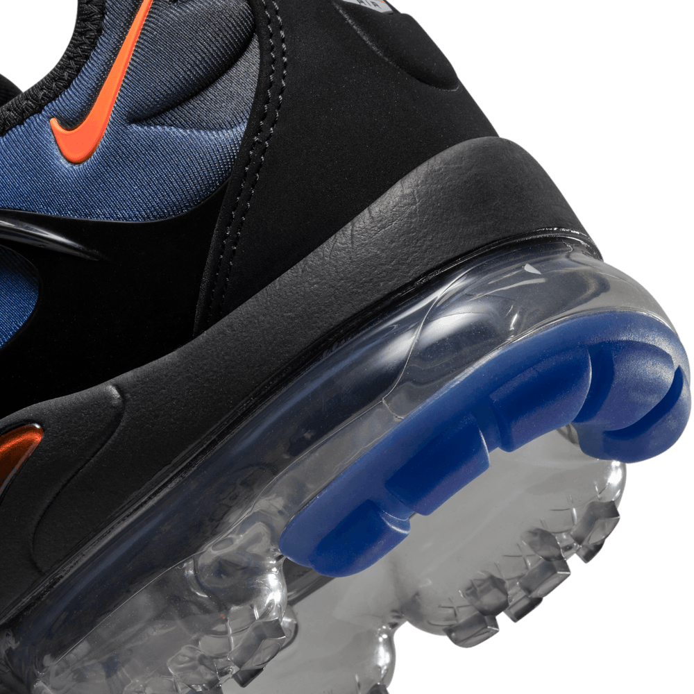 
                  
                    Load image into Gallery viewer, Nike Air Vapormax &amp;#39;Bright Crimson&amp;#39;
                  
                