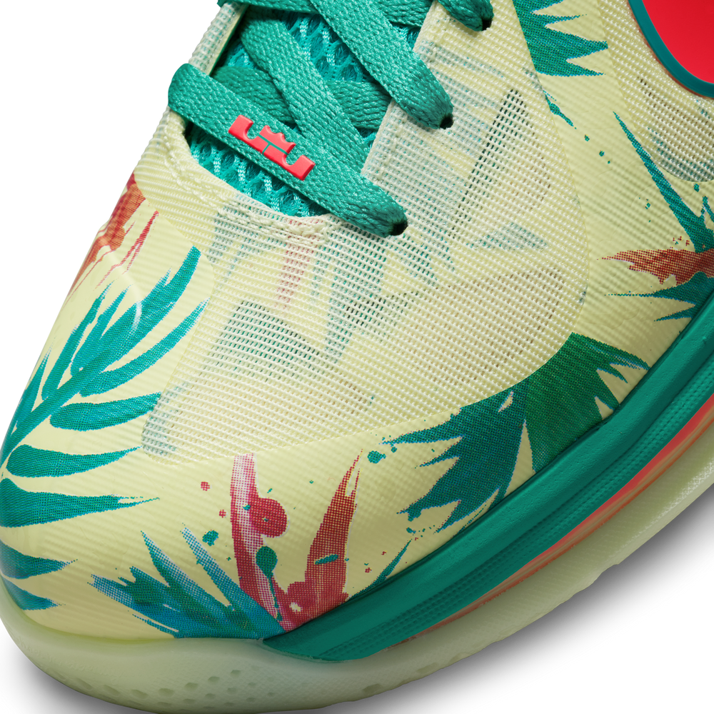 
                  
                    Load image into Gallery viewer, Nike Lebron 9 Low &amp;#39;Lebronald&amp;#39;
                  
                