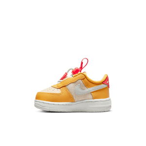 
                  
                    Load image into Gallery viewer, Youth Nike Air Force Toggle SE Toddler &amp;#39;Yellow&amp;#39;
                  
                