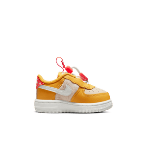 
                  
                    Load image into Gallery viewer, Youth Nike Air Force Toggle SE Toddler &amp;#39;Yellow&amp;#39;
                  
                