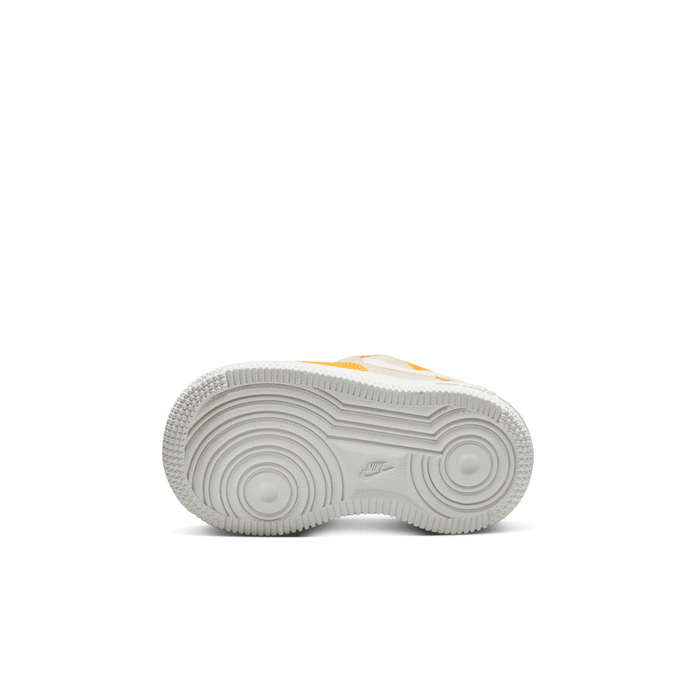 
                  
                    Load image into Gallery viewer, Youth Nike Air Force Toggle SE Toddler &amp;#39;Yellow&amp;#39;
                  
                