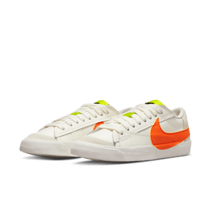 
                  
                    Load image into Gallery viewer, Womens Nike Blazer Low &amp;#39;77 Jumbo &amp;#39;Sail Orange&amp;#39;
                  
                