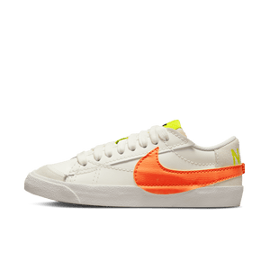 
                  
                    Load image into Gallery viewer, Womens Nike Blazer Low &amp;#39;77 Jumbo &amp;#39;Sail Orange&amp;#39;
                  
                