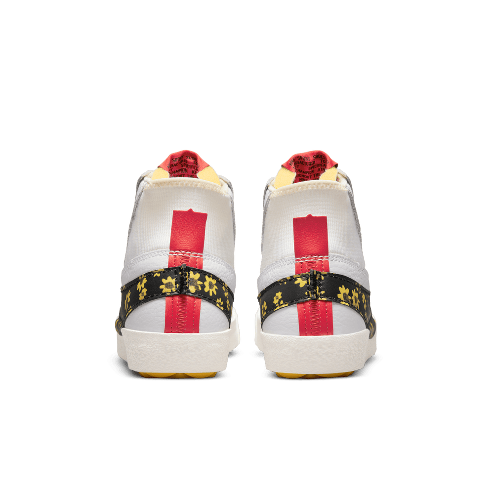 
                  
                    Load image into Gallery viewer, Nike Blazer Mid &amp;#39;77 Jumbo &amp;#39;Floral&amp;#39;
                  
                