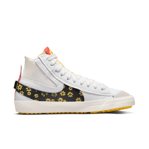 
                  
                    Load image into Gallery viewer, Nike Blazer Mid &amp;#39;77 Jumbo &amp;#39;Floral&amp;#39;
                  
                