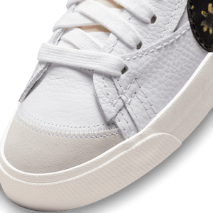 
                  
                    Load image into Gallery viewer, Nike Blazer Mid &amp;#39;77 Jumbo &amp;#39;Floral&amp;#39;
                  
                