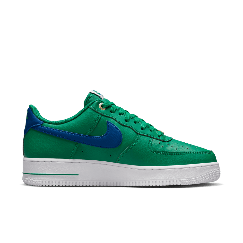 
                  
                    Load image into Gallery viewer, Nike Air Force 1 &amp;#39;07 LV8 &amp;#39;Malachite&amp;#39;
                  
                