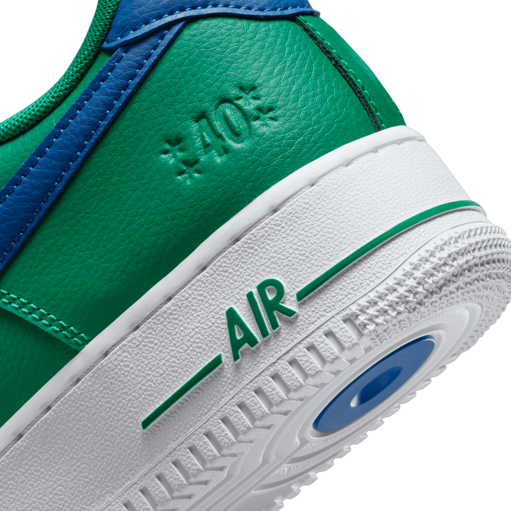 
                  
                    Load image into Gallery viewer, Nike Air Force 1 &amp;#39;07 LV8 &amp;#39;Malachite&amp;#39;
                  
                